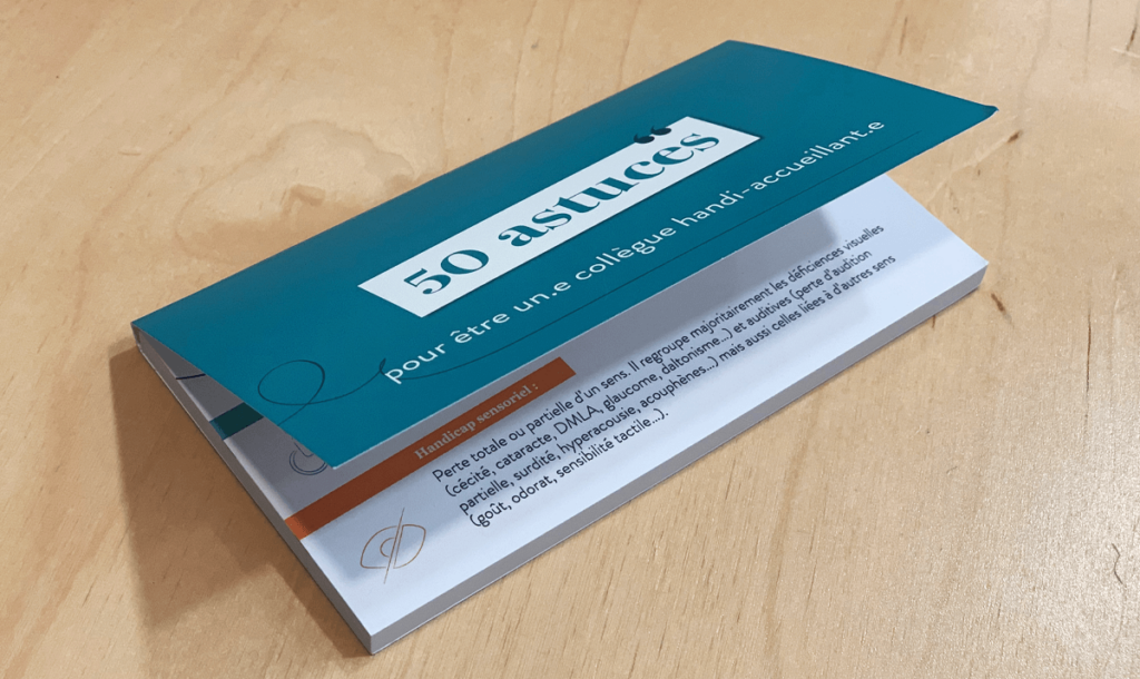 Aperçu blocs-notes "50 astuces pour être un.e collègue hnadi-accueillante"
